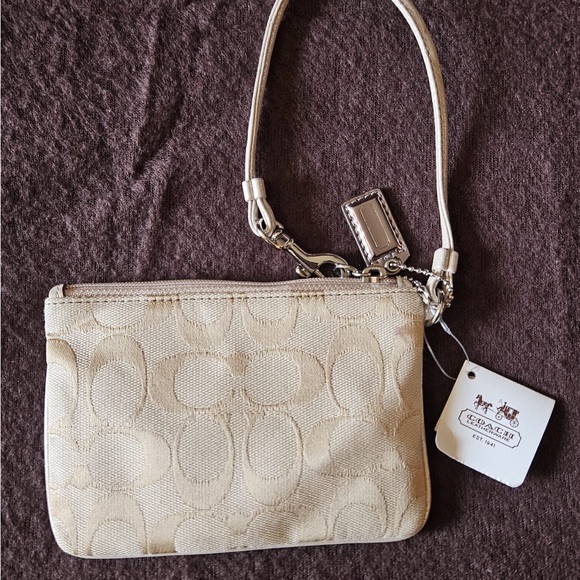 New Coach SV/LT Khaki Multi - Picture 2 of 2